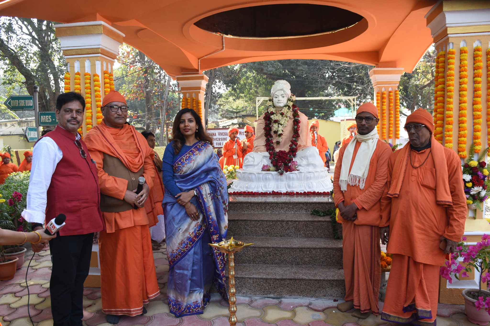 Create Basic Page with Slider