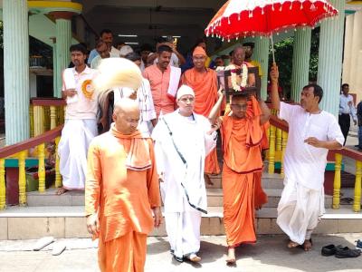 Sri Sri Ramakrishna Paduka Agamanam 