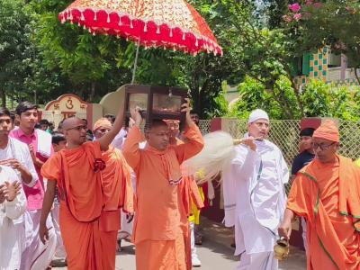 Sri Sri Ramakrishna Paduka Agamanam 